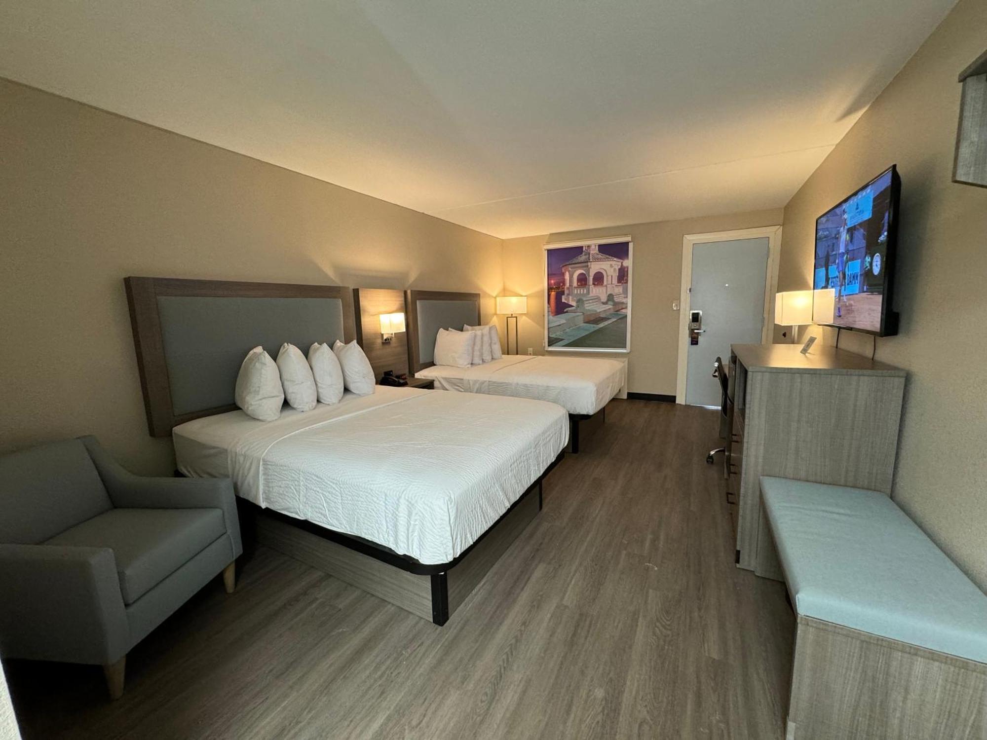 Отель Baymont By Wyndham Corpus Christi Airport Экстерьер фото
