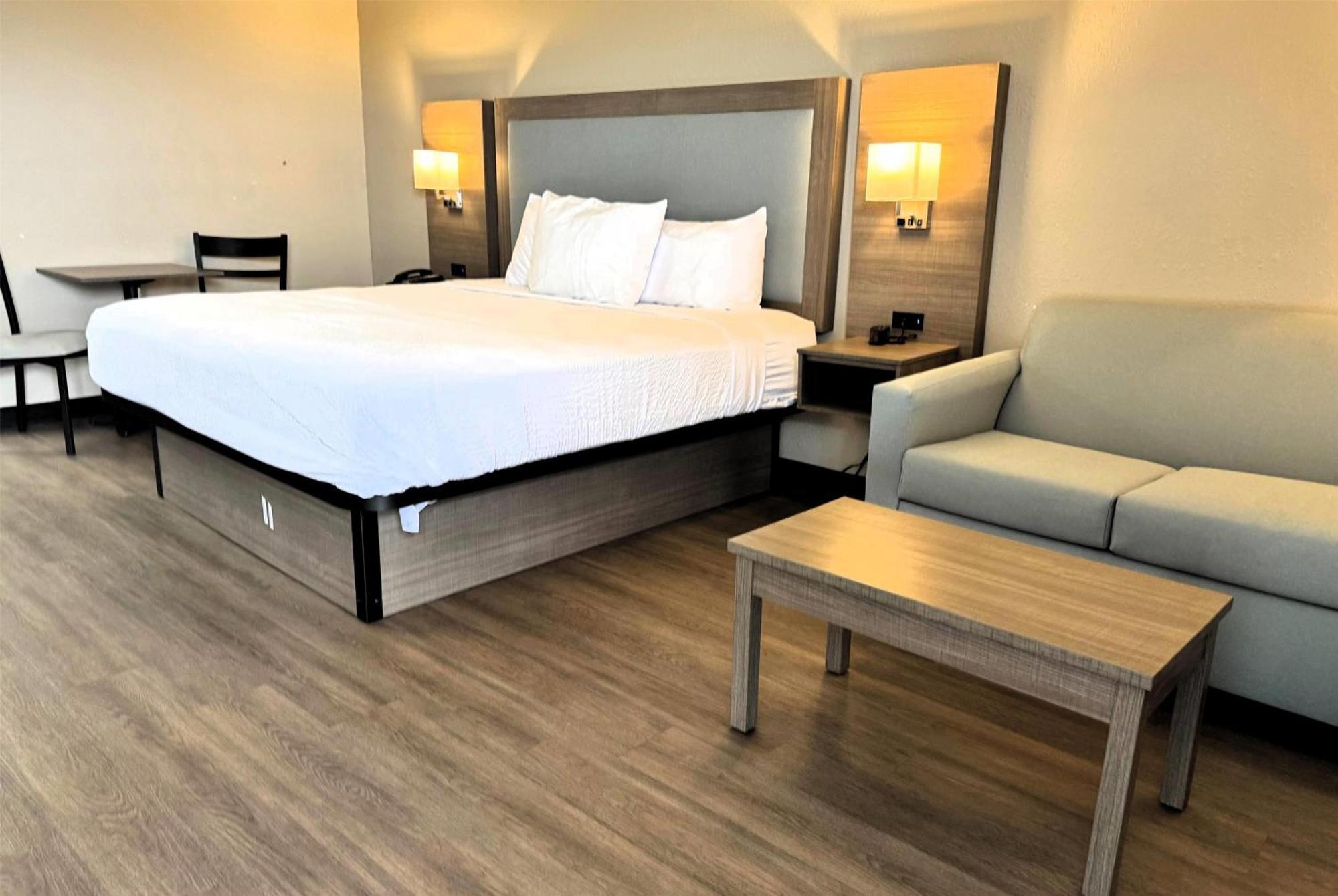 Отель Baymont By Wyndham Corpus Christi Airport Экстерьер фото
